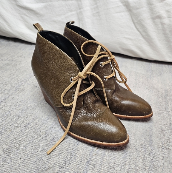 C26944TN-1.jpg?format=auto Cole Haan Balthasar Chukka Boot